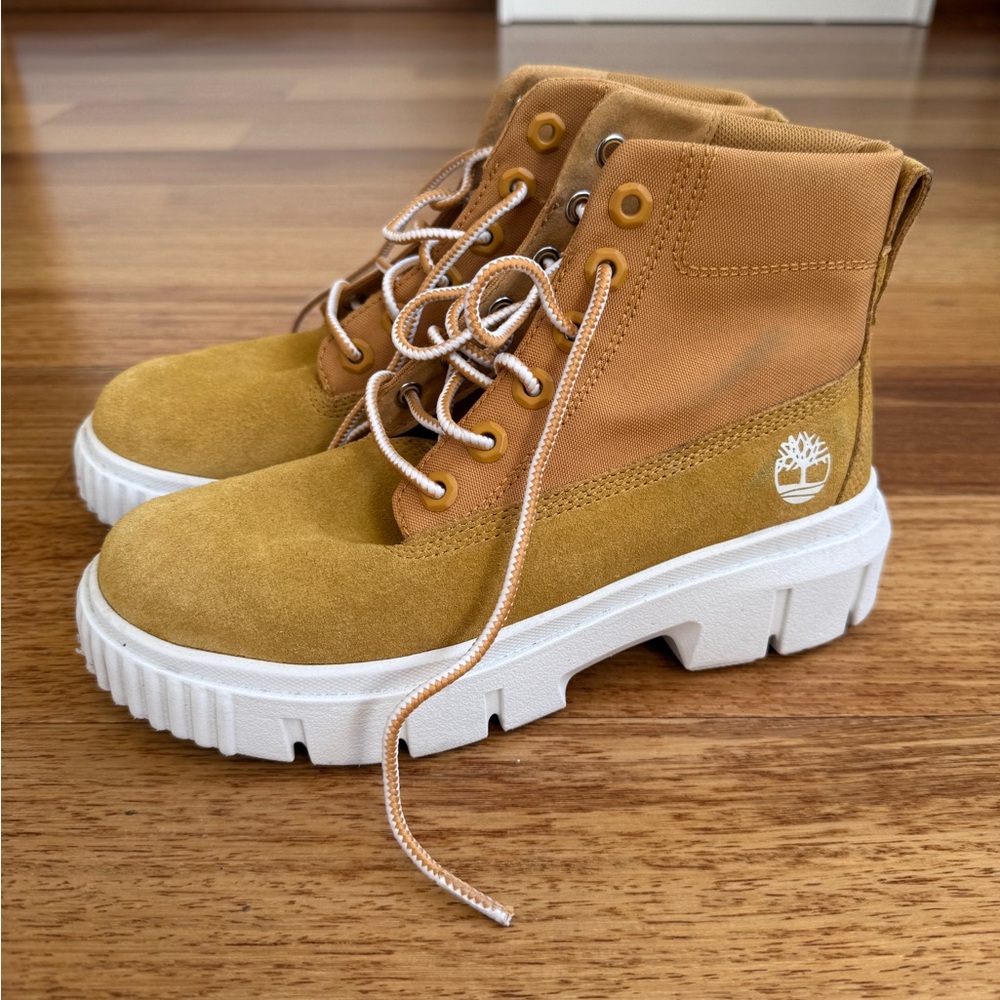Timberland Tan High-Top Boots